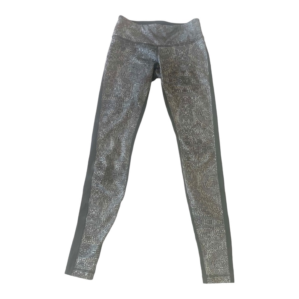Lululemon Women’s size 6 Black activewear training gymworkout leggings
